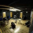 Immagine 4 azienda MUSIC VILLAGE INSTITUTE Studio di registrazione in Roma