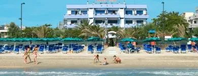 Immagine 1 azienda HOTEL GALF Viaggi e turismo in Martinsicuro