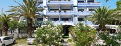 Immagine 2 azienda HOTEL GALF Viaggi e turismo in Martinsicuro