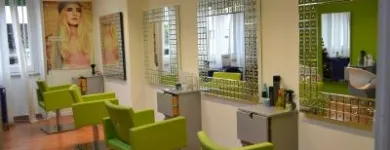 Immagine 4 azienda LINEA G PARRUCCHIERI DI CASU ROBERTO Shopping e acquisti in Cagliari