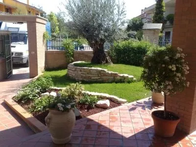 Immagine 2 azienda VERDEGGIANDO CREAZIONE E CURA DEL VERDE IMPRESA DI GIARDINAGGIO - EMAIL: [EMAIL PROTECTED]