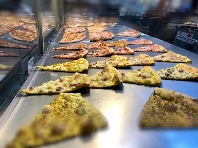 Immagine 2 azienda PIZZERIA SELFSERVICE BAR LA TORRE